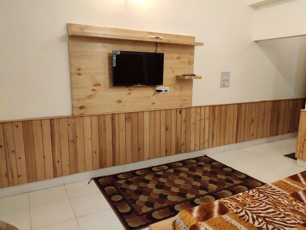 Imagen de la habitación del Hotel Greenwoods Inn. Foto 20