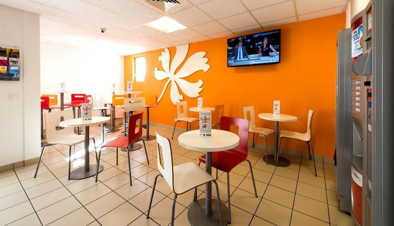 Imagen del bar/restaurante del Hotel Greet Bourg-en-Bresse Sud Montagnat. Foto 3