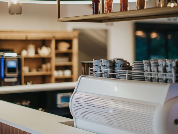 Imagen del bar/restaurante del Hotel Greet Brest Aéroport. Foto 5