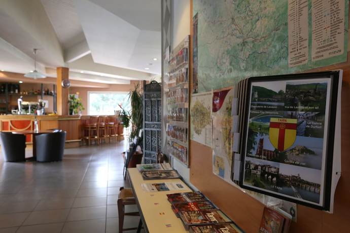 Imagen de los interiores del Hotel Greet Castres Saïx. Foto 12