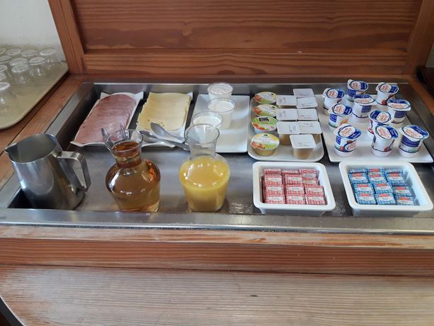 Imagen del bar/restaurante del Hotel Greet Castres Saïx. Foto 1