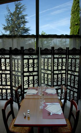 Imagen del bar/restaurante del Hotel Greet Castres Saïx. Foto 2