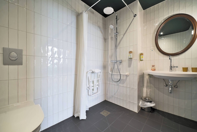 Imagen de la habitación del Hotel Greet Cernay Mulhouse. Foto 14