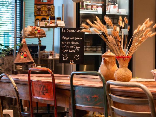 Imagen del bar/restaurante del Hotel Greet Colmar. Foto 2