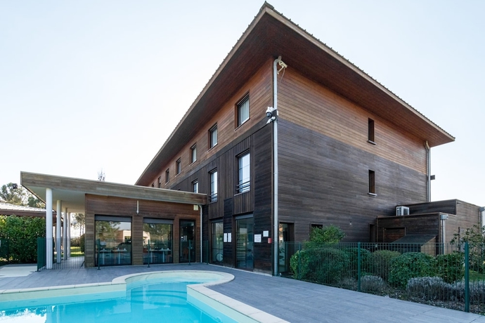 Imagen de la piscina del Hotel Greet Le Teich Bassin d'Arcachon. Foto 18