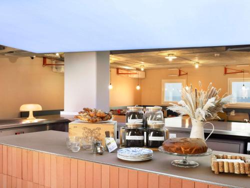 Imagen del bar/restaurante del Hotel Greet Nice Aéroport Promenade des Anglais. Foto 10