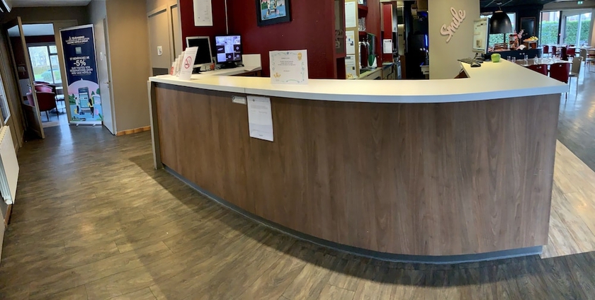 Imagen de los interiores del Hotel Greet Versailles - Voisins Le Bretonneux. Foto 16