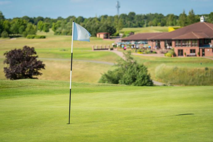 Imagen general del Hotel Greetham Valley. Foto 4