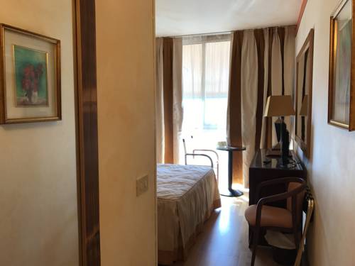 Imagen de la habitación del Hotel Greif, Lignano Sabbiadoro. Foto 5