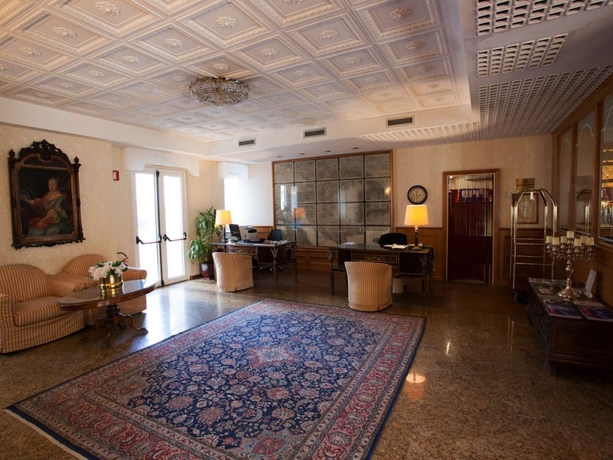 Imagen de los interiores del Hotel Greif Maria Theresia. Foto 17