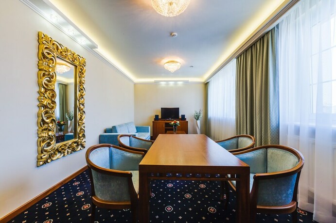 Imagen de la habitación del Hotel Grein. Foto 4