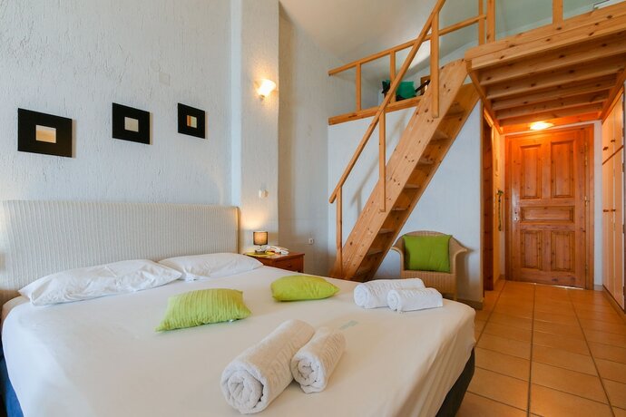 Imagen general del Hotel Grekis Beach And Apartments. Foto 10