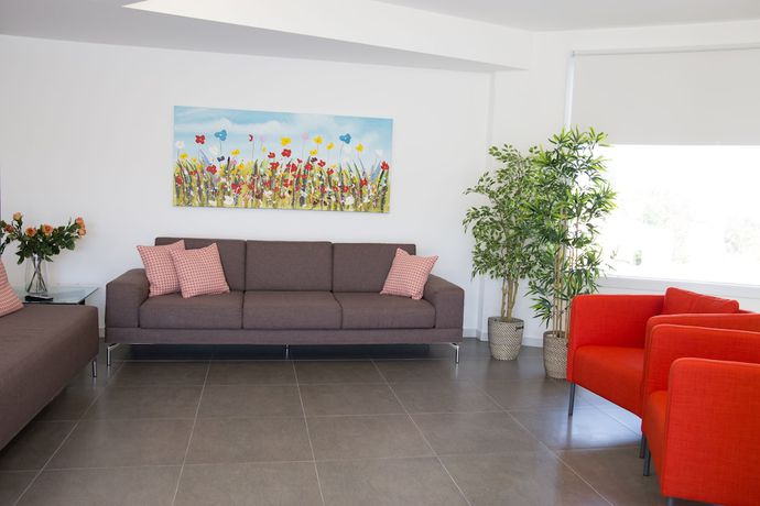 Imagen de los interiores del Hotel Grel. Foto 18