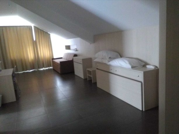 Imagen de la habitación del Hotel Grel. Foto 10