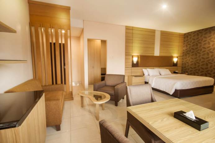 Imagen de la habitación del Hotel Gren Alia Jakarta. Foto 2