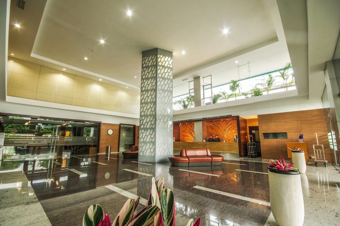 Imagen de los interiores del Hotel Gren Alia Jakarta. Foto 8