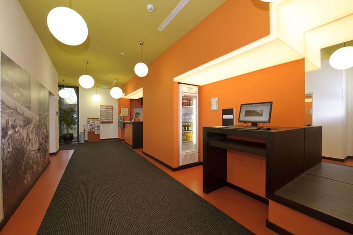 Imagen de los interiores del Hotel Grenzfall Berlin. Foto 19