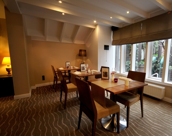 Imagen del bar/restaurante del Hotel Gresham Belson. Foto 6