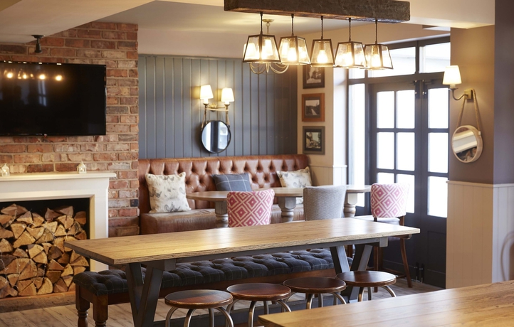 Imagen de los interiores del Hotel Greswolde Arms By Greene King Inns. Foto 18