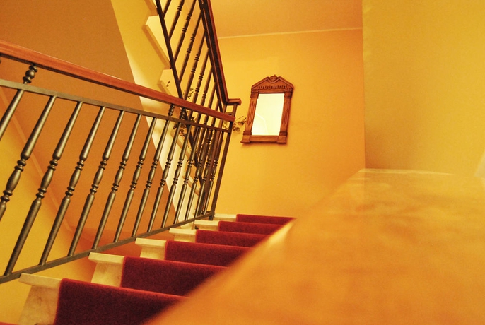 Imagen de los interiores del Hotel Greta Rooms. Foto 9