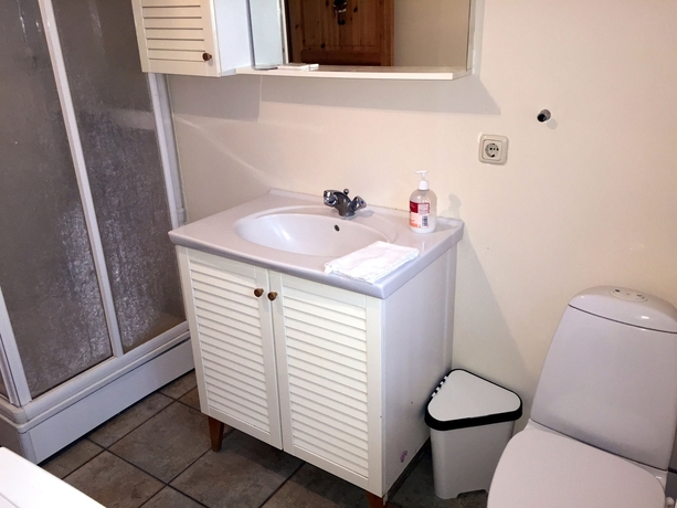 Imagen de la habitación del Hotel Grettir Guesthouse. Foto 11