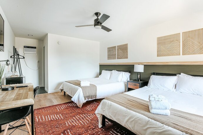 Imagen de la habitación del Hotel Grey Pine Lodge. Foto 11