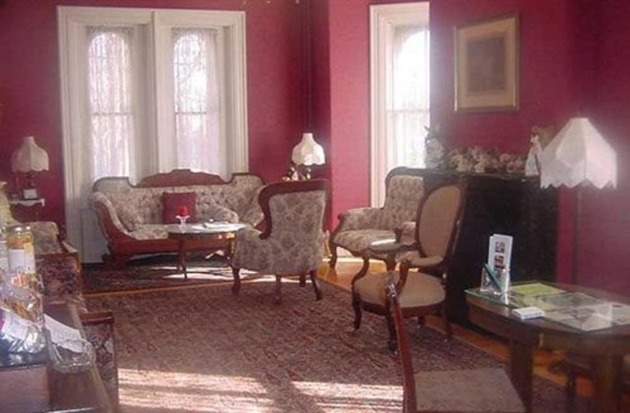 Imagen de los interiores del Hotel Greystone Manor Inn B&B. Foto 18