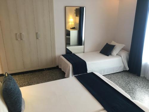 Imagen de la habitación del Hotel Gri-Mar. Foto 19