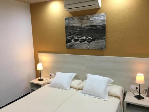 Imagen de la habitación del Hotel Gri-Mar. Foto 20