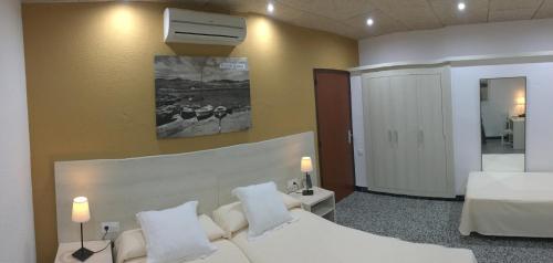 Imagen general del Hotel Gri-Mar. Foto 12