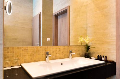 Imagen de la habitación del Hotel Grid. Foto 3