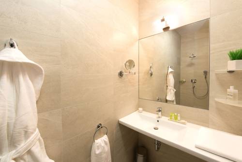 Imagen de la habitación del Hotel Grid. Foto 15