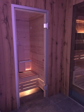 Imagen de la piscina del Hotel Griesein. Foto 17