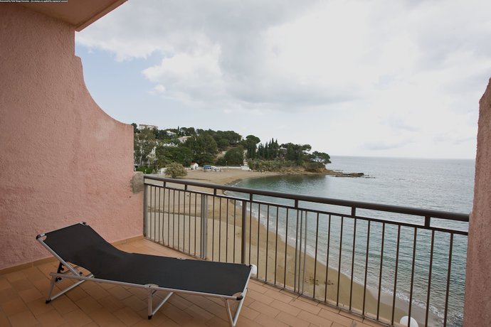 Imagen de la habitación del Hotel Grifeu. Foto 15