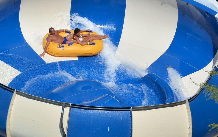 Imagen de la piscina del Hotel Grifid Bolero and Aquapark - Ultra All Inclusive. Foto 11