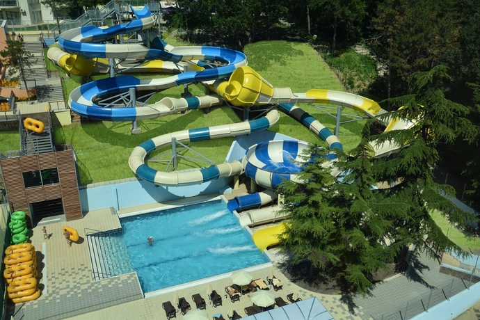 Imagen de la piscina del Hotel Grifid Bolero and Aquapark - Ultra All Inclusive. Foto 15