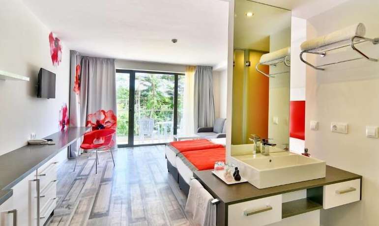 Imagen de la habitación del Hotel Grifid Foresta - All Inclusive Adults Only. Foto 8