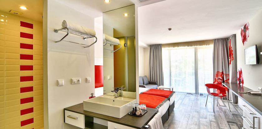 Imagen de la habitación del Hotel Grifid Foresta - All Inclusive Adults Only. Foto 9
