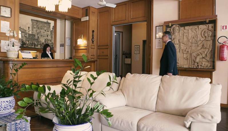 Imagen de los interiores del Hotel Grifone, Perugia. Foto 15