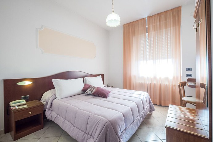 Imagen de la habitación del Hotel Grifone, Perugia. Foto 5
