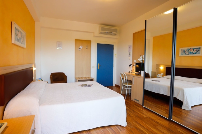 Imagen de la habitación del Hotel Grifone, Principina a Mare. Foto 15
