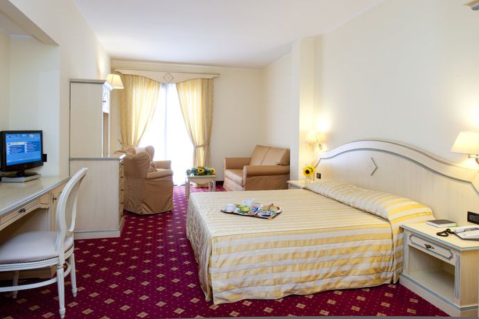 Imagen de la habitación del Hotel Grillo. Foto 7