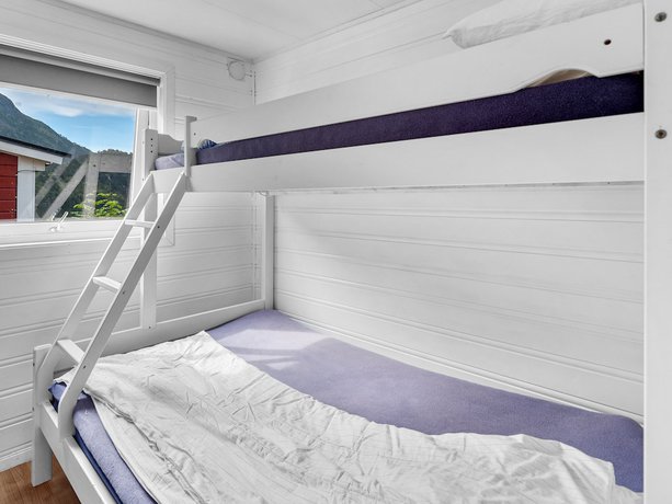 Imagen de la habitación del Hotel Grimen Camping. Foto 11