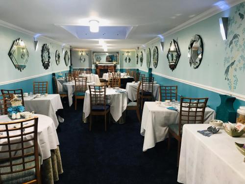 Imagen general del Hotel Grimscote Manor. Foto 4