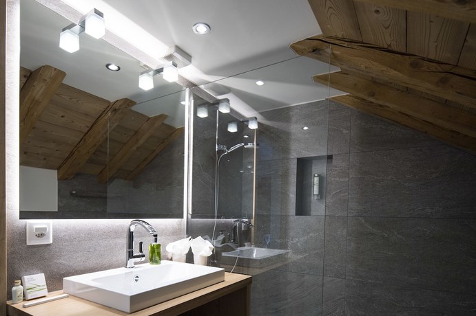 Imagen de la habitación del Hotel Grimsel Passh&ouml;he. Foto 9