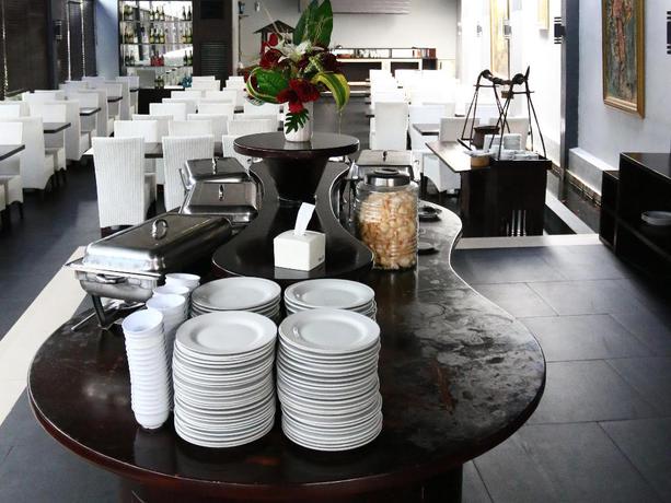 Imagen del bar/restaurante del Hotel Griptha Hotel. Foto 6