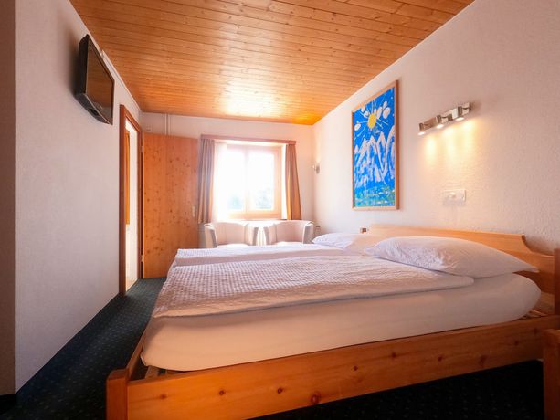 Imagen de la habitación del Hotel Grischuna, BIVIO. Foto 11