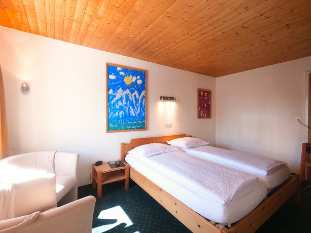 Imagen de la habitación del Hotel Grischuna, BIVIO. Foto 16