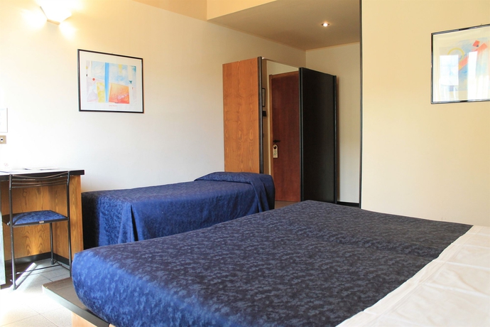 Imagen de la habitación del Hotel Griselda. Foto 13