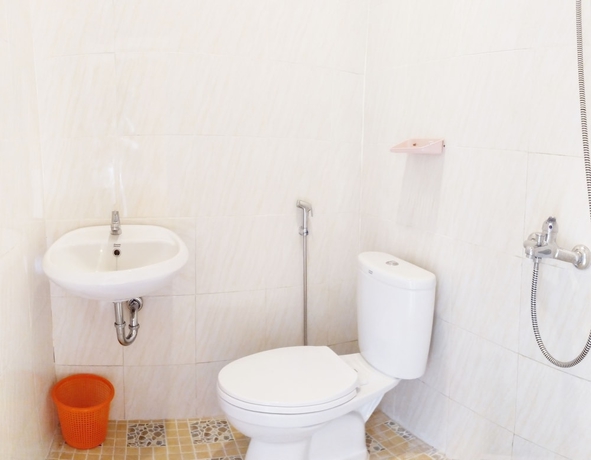 Imagen de la habitación del Hotel Griya Alisha. Foto 9